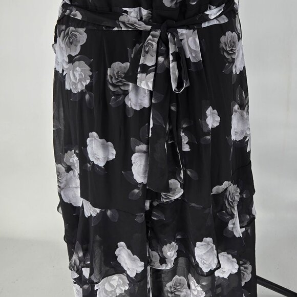 616-33 City Chic Black & Gray Roses Tiered Plunge Maxi dress Size 20 - Picture 6 of 12